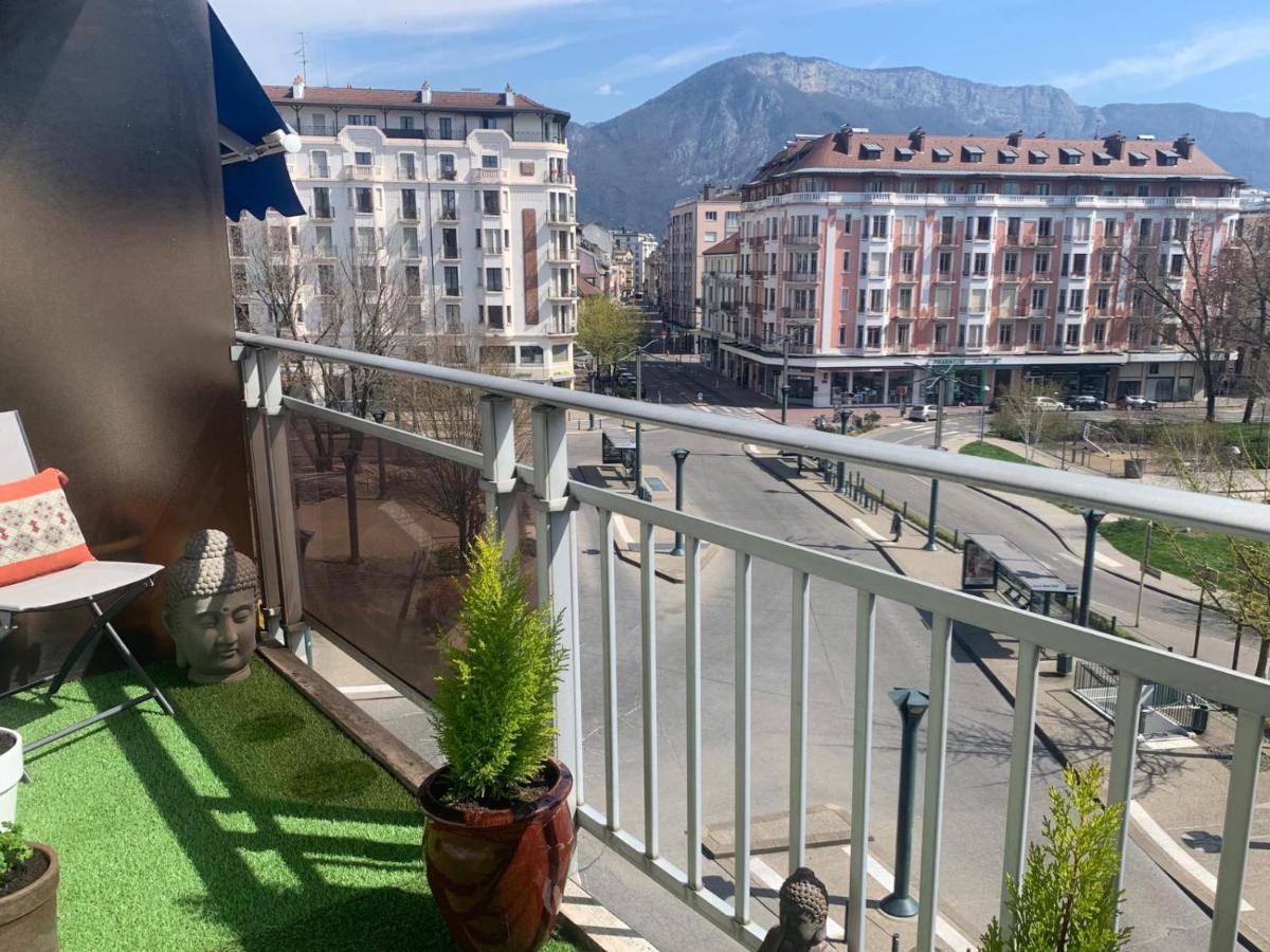 Central Park Au Centre Ville Annecy Luaran gambar